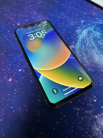 Apple iPhone X - 64GB - Silver - Unlocked