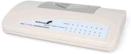 StarTech (DS8105) - 8-Port Fast Switch